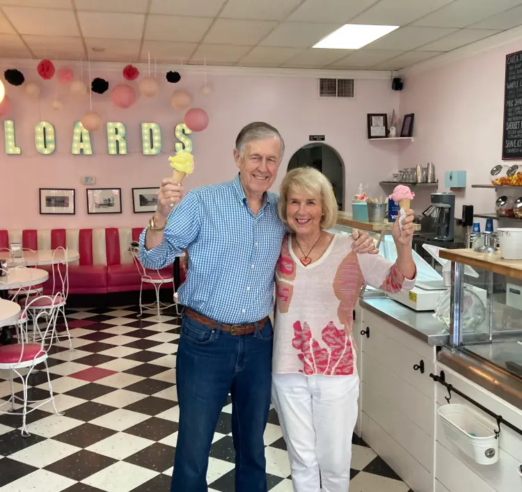 Larry and Diane Haydon in Loard's holding ice cream cones